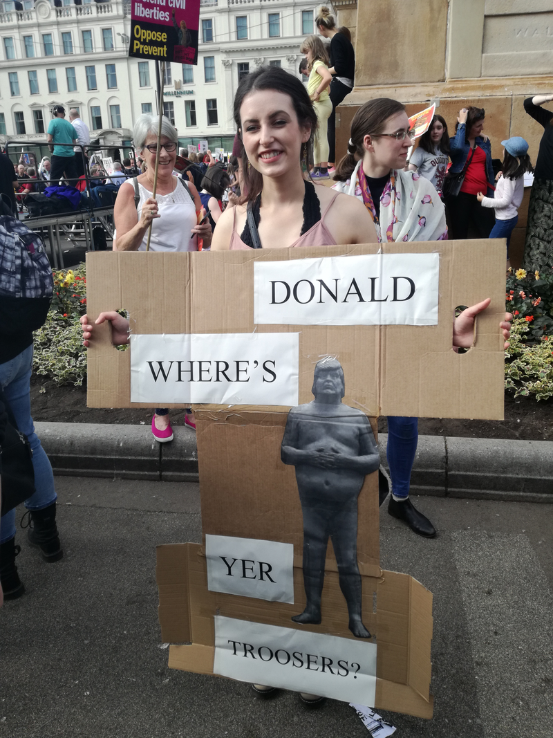 Illustration for article titled Scottish anti-Trump photo dump (long and comprehensive!)